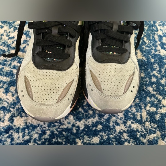 Puma Black and Gray Athletic Shoes - Picture 7 of 8